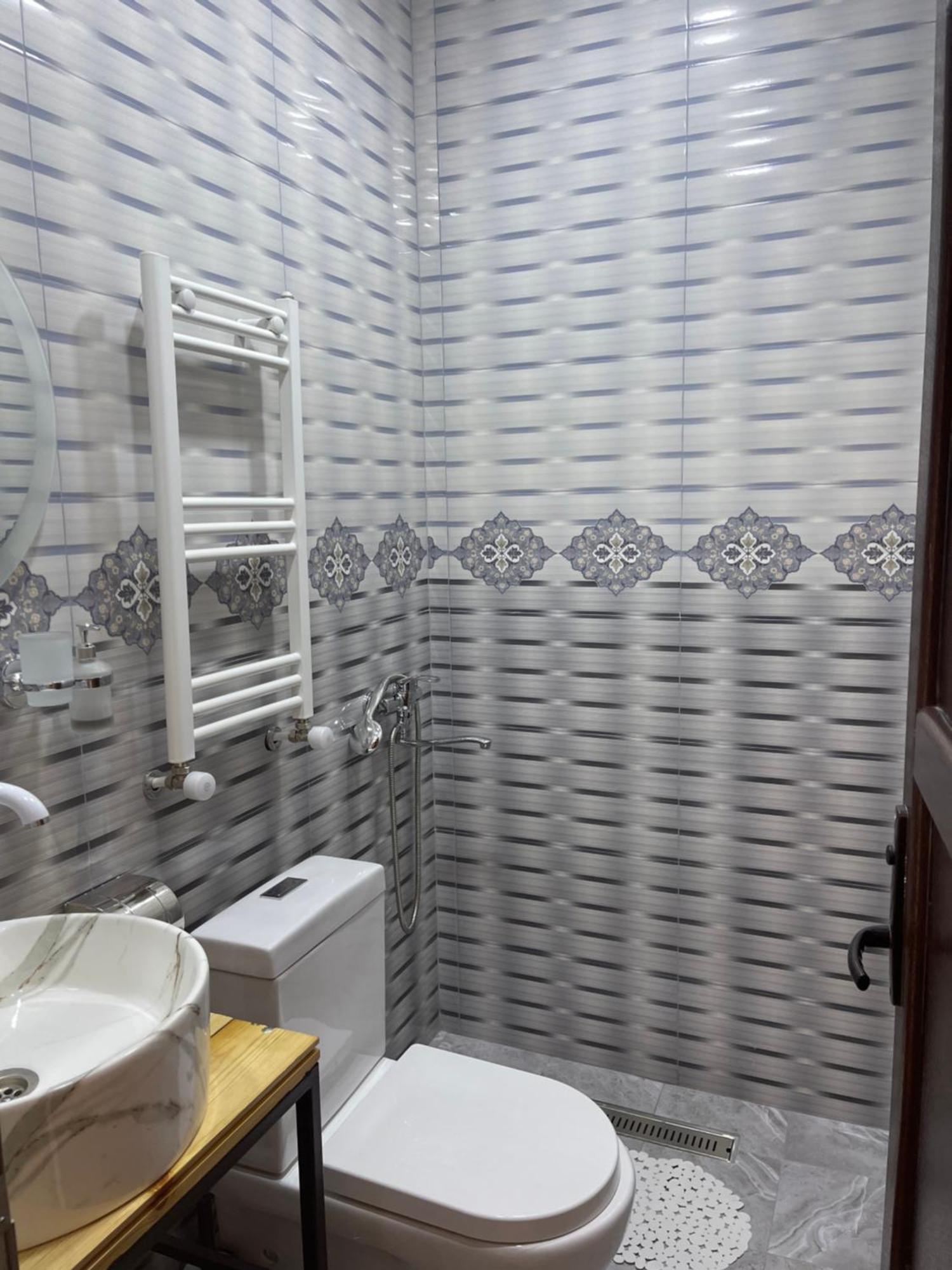 Sunny Guesthouse Kazbegi Esterno foto
