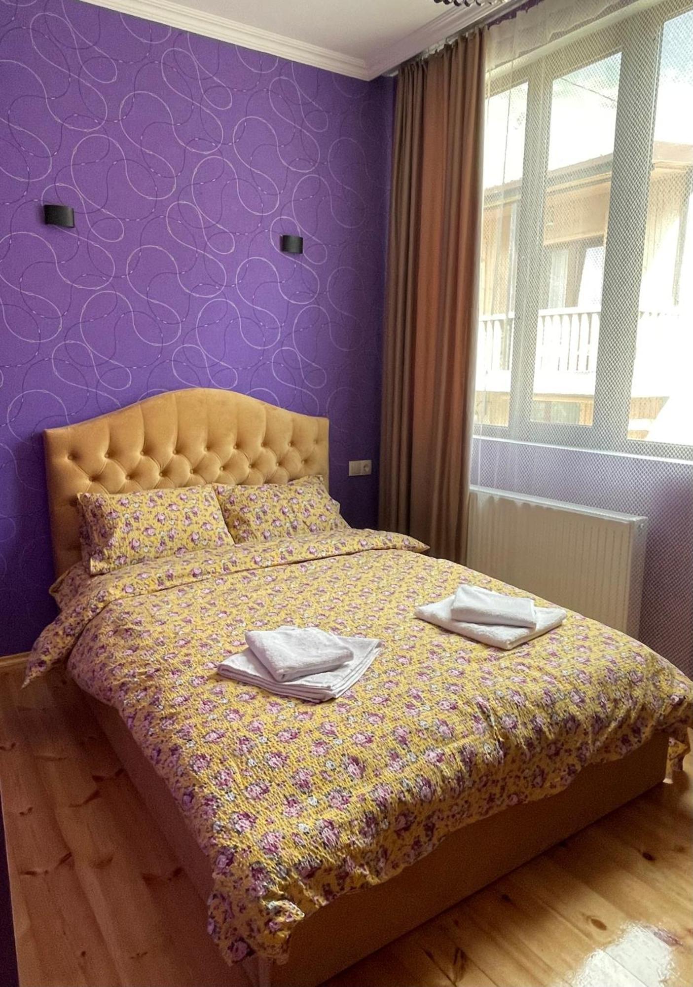Sunny Guesthouse Kazbegi Esterno foto