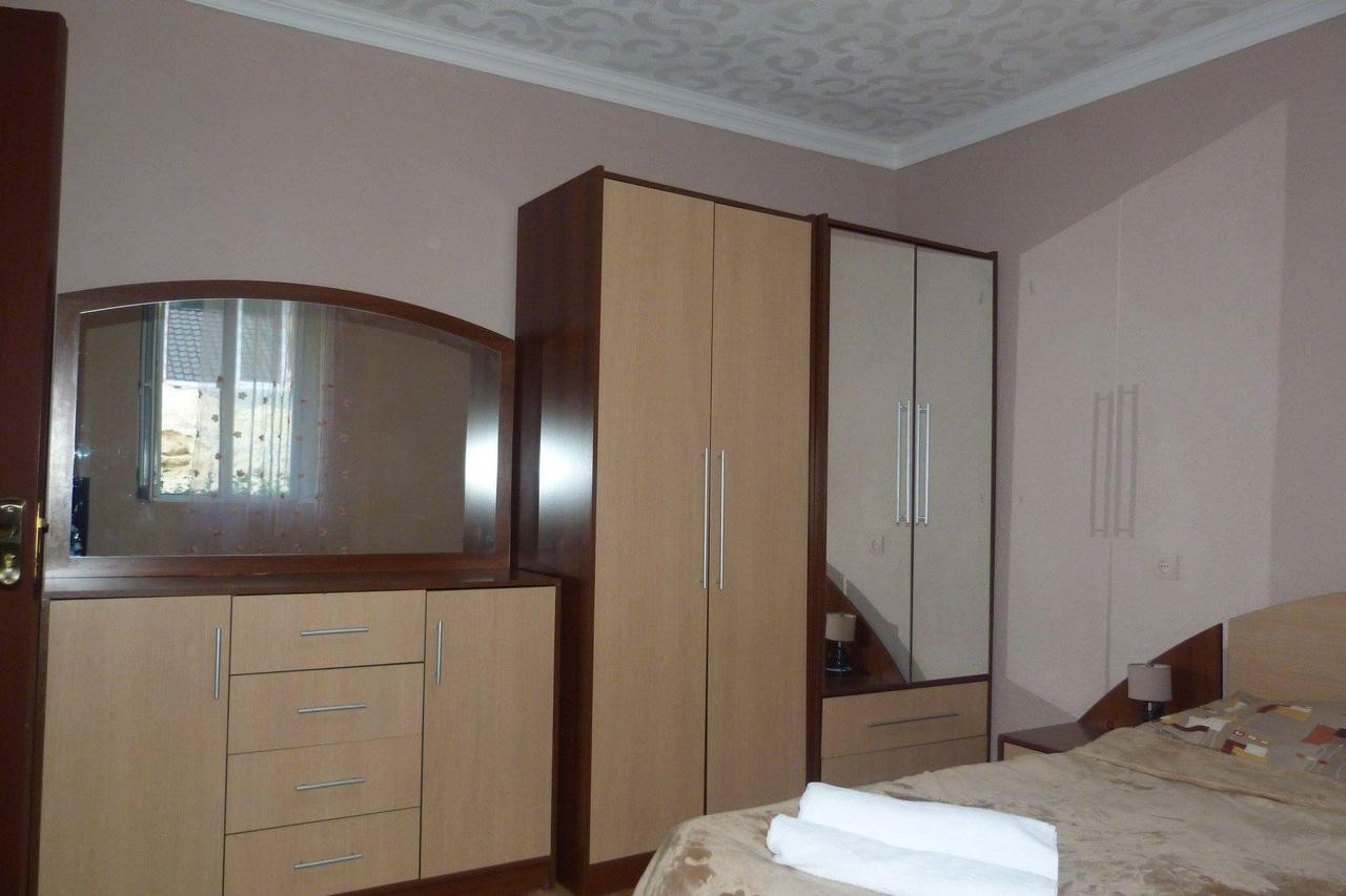 Sunny Guesthouse Kazbegi Esterno foto