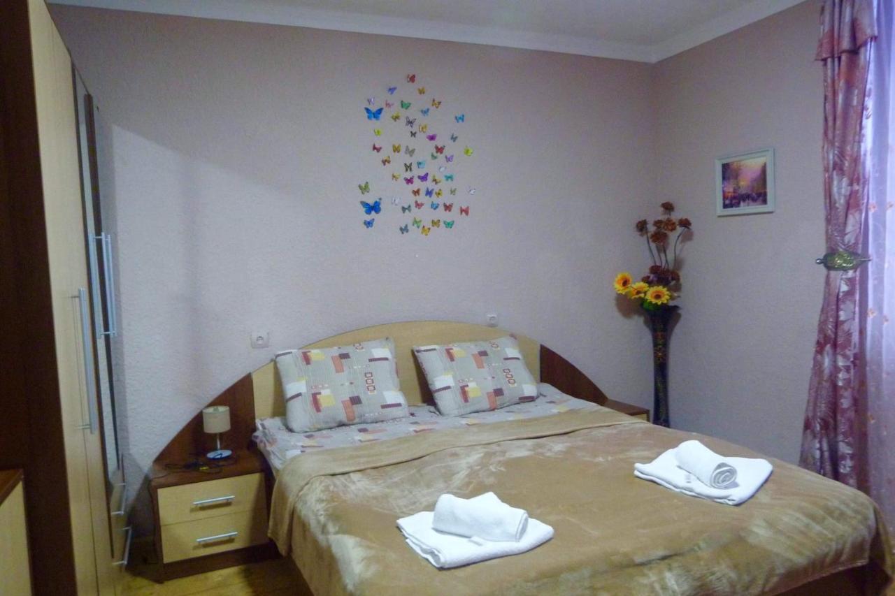 Sunny Guesthouse Kazbegi Esterno foto